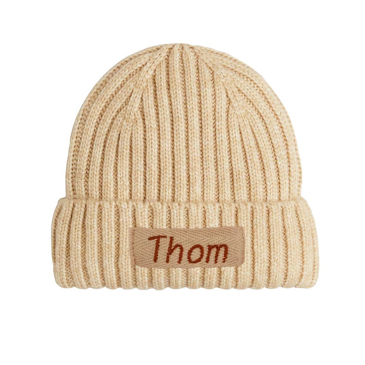 Gebreide muts met naam - beige