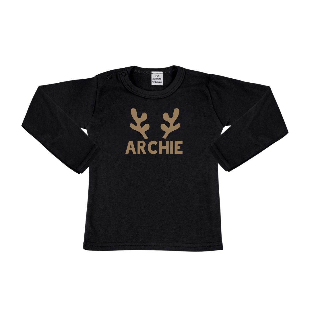 Kerstshirt rendier met naam (verschillende kleuren)