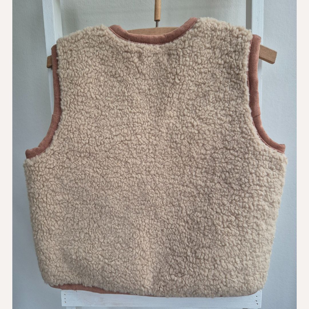 Teddy Bodywarmer met naam (verschillende kleuren)