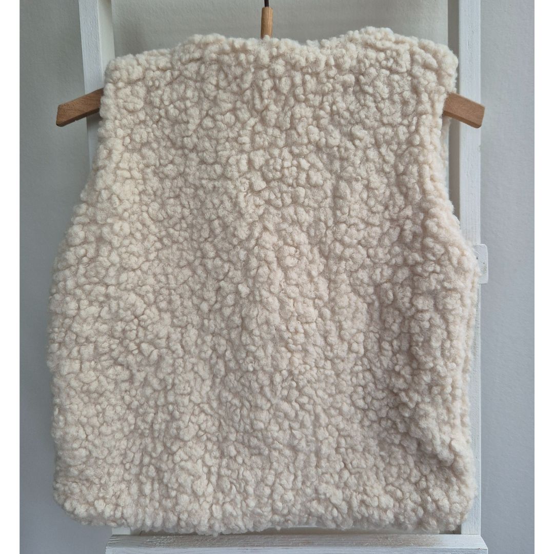 Teddyvest met naam (verschillende kleuren) - maat 92/98