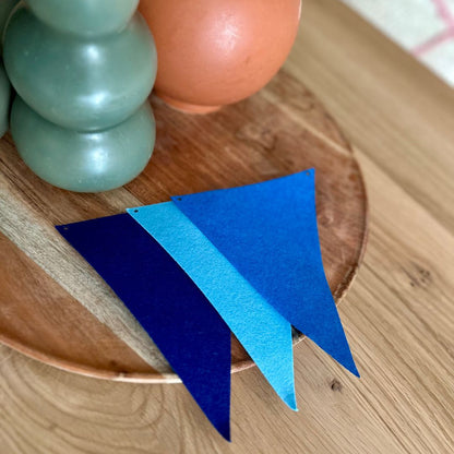 Vlaggenlijn met naam van vilt (verschillende kleuren)