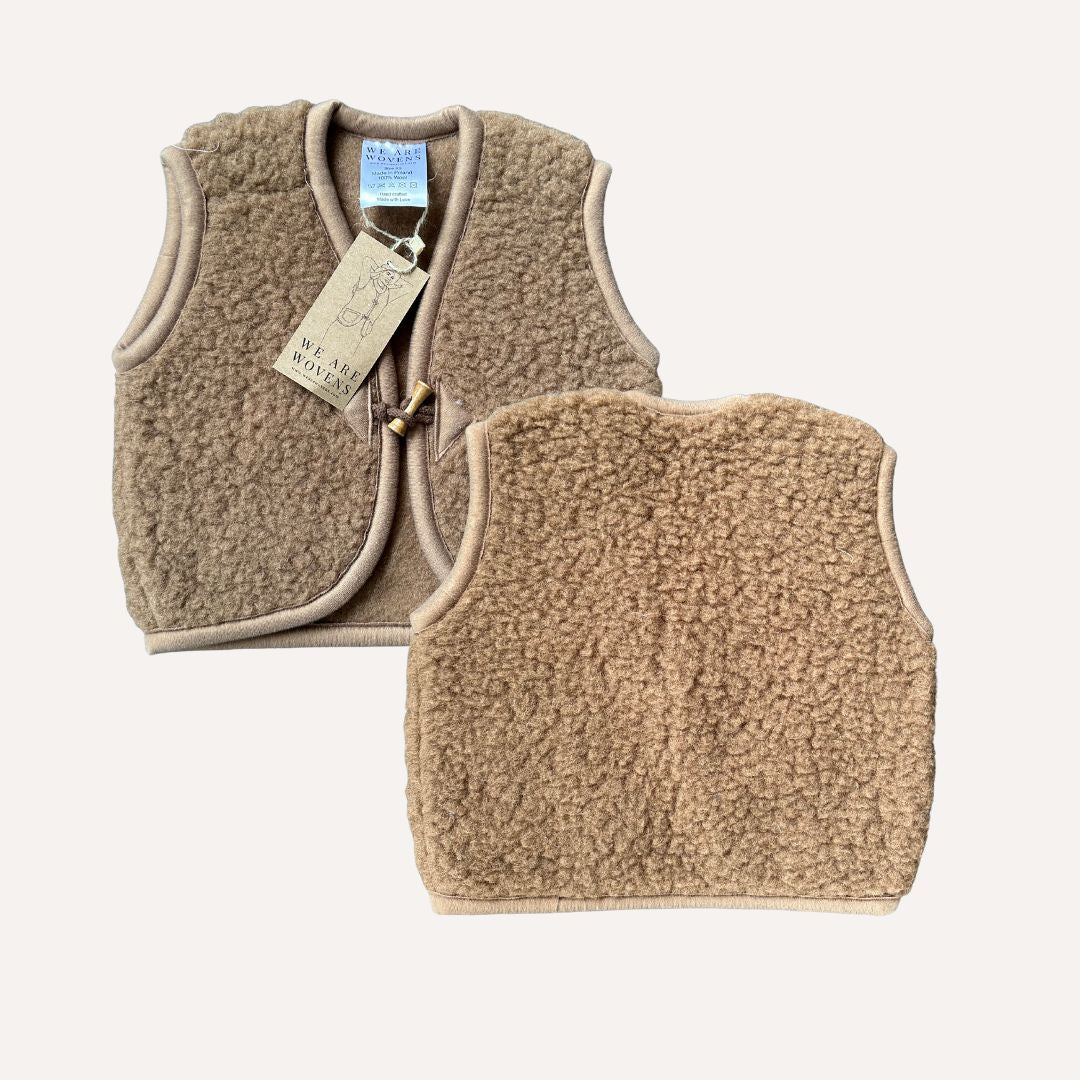 Wollen Bodywarmer met naam (verschillende kleuren) - We Are Wovens