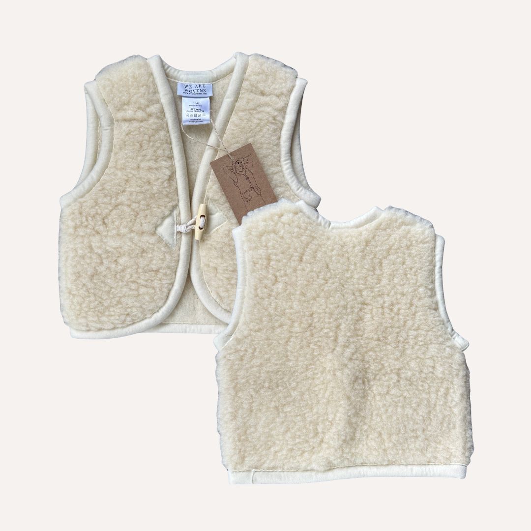 Wollen Bodywarmer met naam (verschillende kleuren) - We Are Wovens